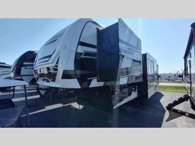2025 Keystone RV Fuzion — photo 12 view