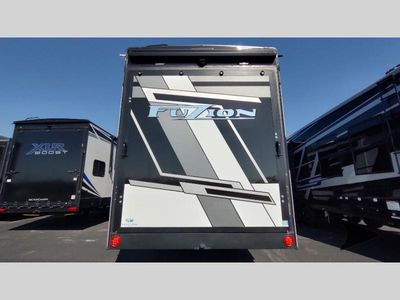 2025 Keystone RV Fuzion — photo 7 view