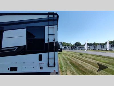 2025 Keystone RV Fuzion — photo 76 view