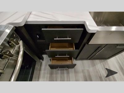 2025 Keystone RV Fuzion — photo 141 view