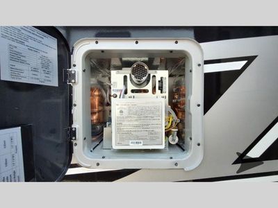 2025 Keystone RV Fuzion — photo 87 view