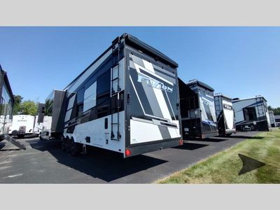 2025 Keystone RV Fuzion — photo 69 view