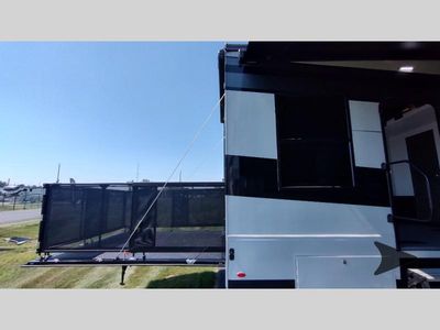2025 Keystone RV Fuzion — photo 53 view