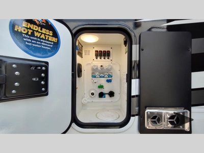 2025 Keystone RV Fuzion — photo 89 view