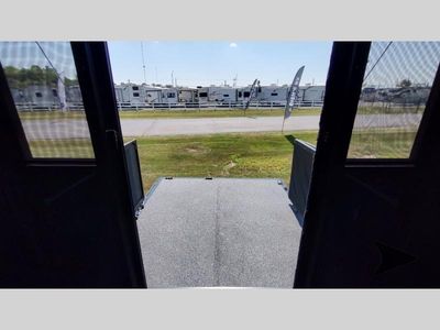 2025 Keystone RV Fuzion — photo 104 view