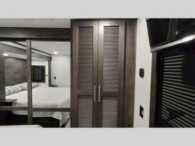 2025 Keystone RV Fuzion — photo 191 view