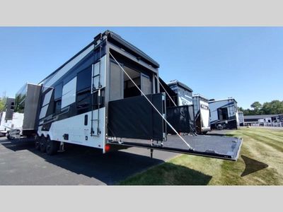 2025 Keystone RV Fuzion — photo 72 view