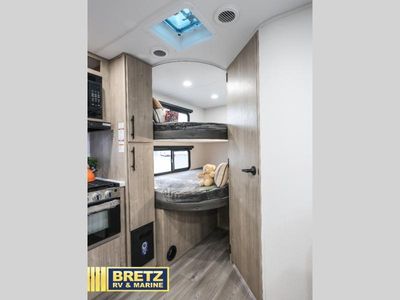 2026 Grand Design Imagine XLS — photo 10 view