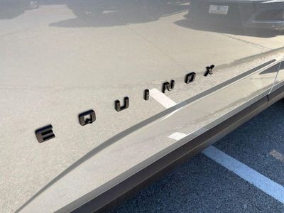 2026 Chevrolet Equinox — photo 10 view