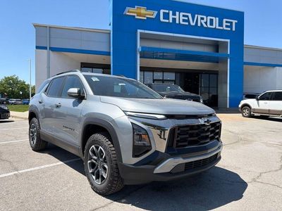 2026 Chevrolet Equinox 1PR26 — front three-quarter view