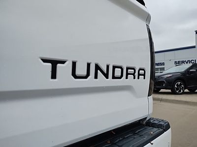 2019 Toyota Tundra — photo 11 view