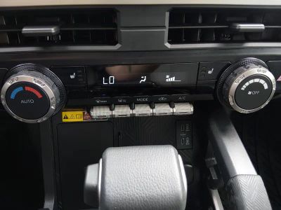 2024 Toyota Tacoma 4WD - Photo 13