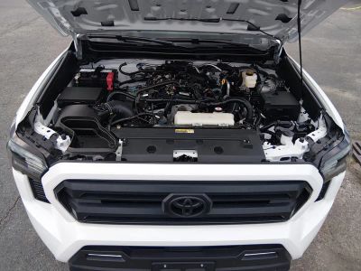 2024 Toyota Tacoma 4WD - Photo 9