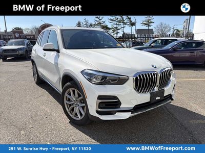 2023 BMW X5 xDrive40i — engine compartment view