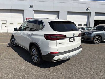2023 BMW X5 xDrive40i — rear three-quarter view