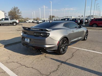 2021 Chevrolet Camaro - Photo 3