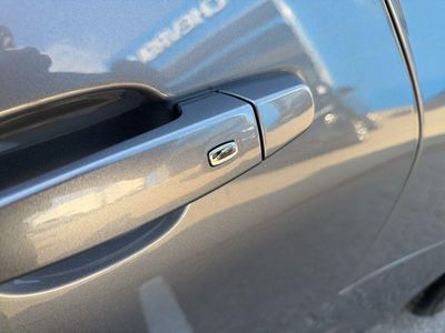 2021 Chevrolet Camaro - Photo 10