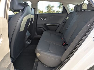 2025 Kia K4 - Photo 15