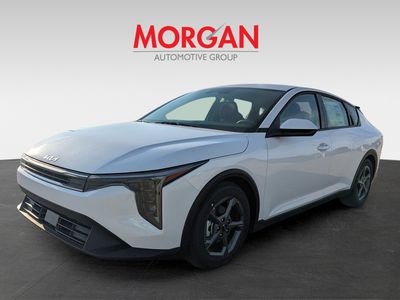 2025 Kia K4 - Photo 9