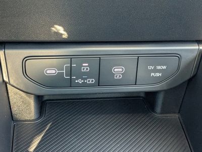 2025 Kia K4 - Photo 25