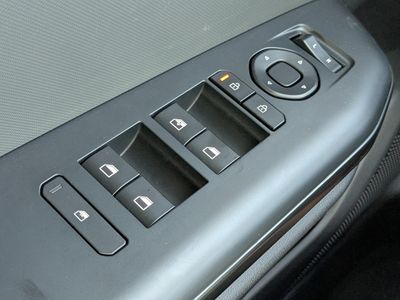 2025 Kia K4 - Photo 28