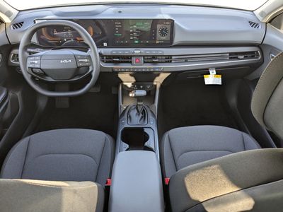 2025 Kia K4 - Photo 17