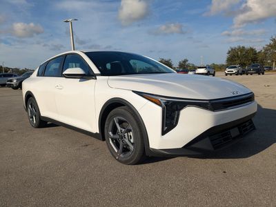 2025 Kia K4 - Photo 34
