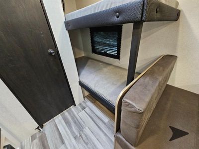 2026 Jayco Jay Flight SLX Sport — photo 32 view