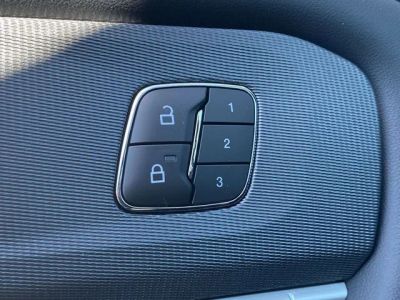 2026 Ford Explorer — photo 15 view