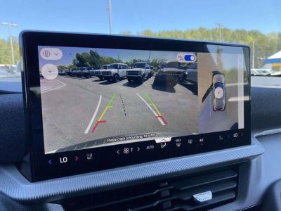 2026 Ford Explorer — photo 17 view