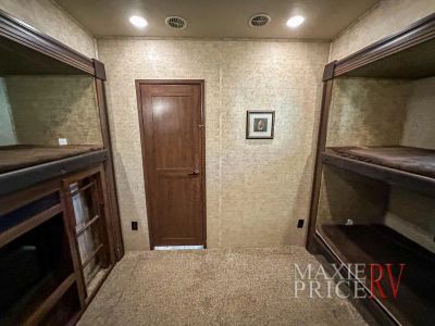 2016 Forest River Sierra - Photo 11