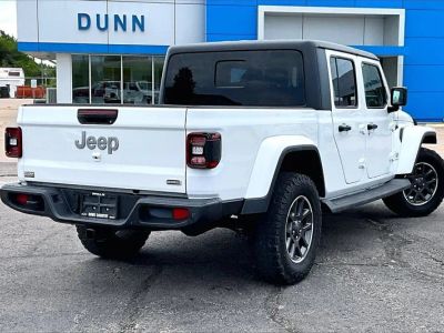 2020 Jeep Gladiator — side profile view