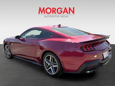 2025 Ford Mustang - Photo 5