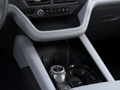 2026 Ford Explorer — photo 15 view