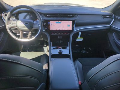 2026 Jeep Grand Cherokee — photo 16 view