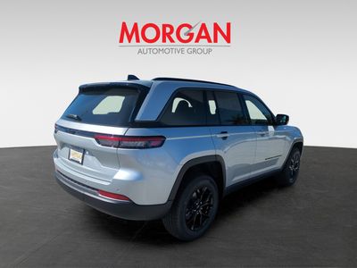2026 Jeep Grand Cherokee — detail view