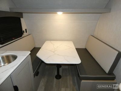2025 Coachmen Clipper Cadet — photo 8 view
