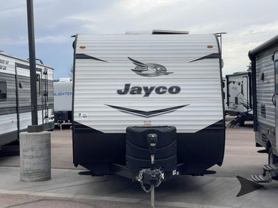 2022 Jayco Jay Flight SLX — front three-quarter view