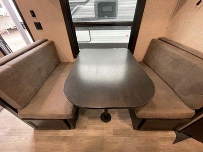 2022 Jayco Jay Flight SLX — photo 12 view