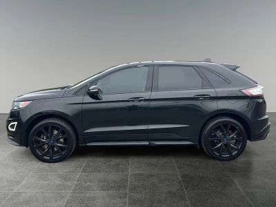 2015 Ford Edge — detail view