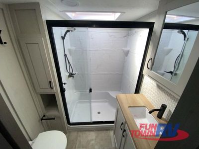 2025 Coachmen RV Brookstone - Photo 41
