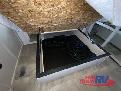 2025 Coachmen RV Brookstone - Photo 48