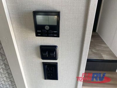 2025 Coachmen RV Brookstone - Photo 39