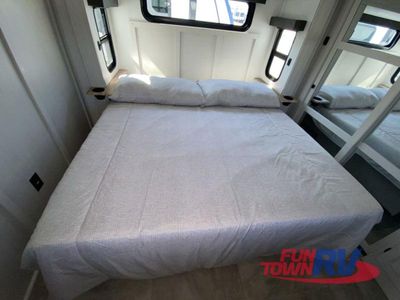 2025 Coachmen RV Brookstone - Photo 47