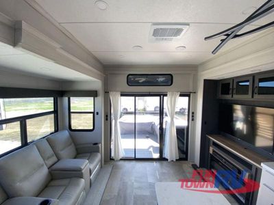 2025 Coachmen RV Brookstone - Photo 26