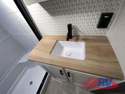 2025 Coachmen RV Brookstone - Photo 42