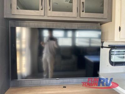 2025 Coachmen RV Brookstone - Photo 32