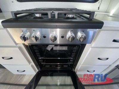 2025 Coachmen RV Brookstone - Photo 19