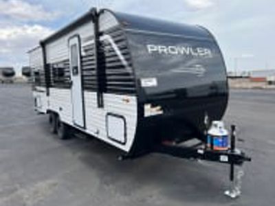 2026 Jayco PROWLER LYNX — front three-quarter view