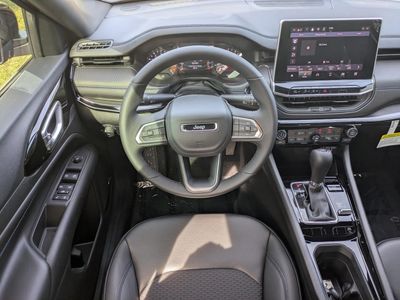 2026 Jeep Compass — photo 13 view